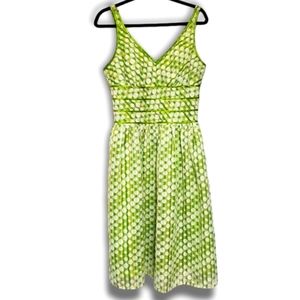 GNW Women Size 8 Green V Neck Sleeveless A Line Dress